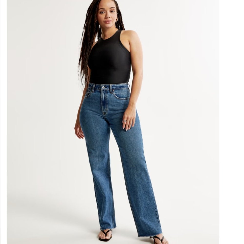 Abercrombie Curve Love High Rise 90s Relaxed Jean